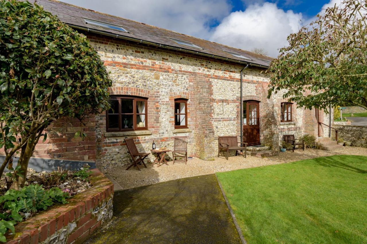 Luccombe Farm Holiday Cottages Milton Abbas Exterior photo