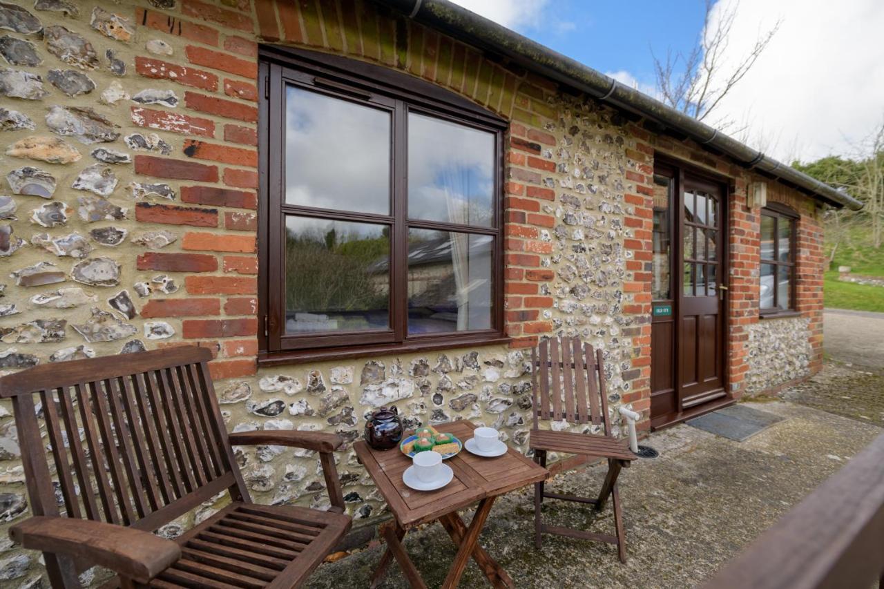 Luccombe Farm Holiday Cottages Milton Abbas Exterior photo